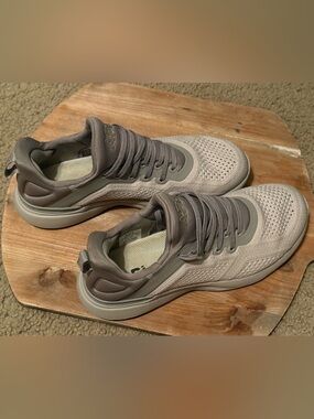 APL Techloom Tracer Sneakers